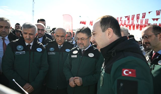 KAHRAMANMARAŞ - Bakan Yumaklı: 'Kapımız ihtiyacı karşılamak için irade gösteren tüm belediyelere açık'