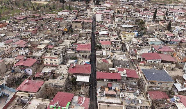 Şehir Merkezinde Yol Onarım Atağı Sürüyor