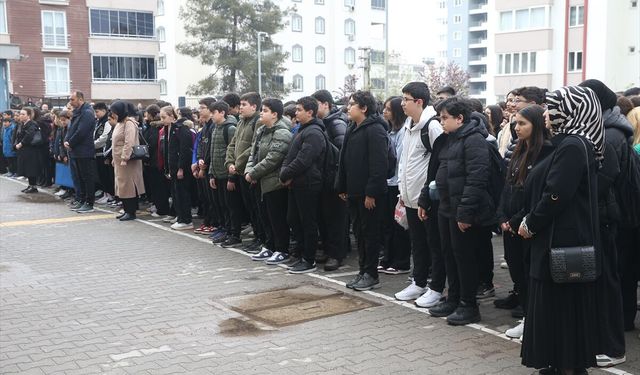 Kahramanmaraş'ta okul saldırısında hayatını kaybeden öğretmenle öğrenciler anıldı