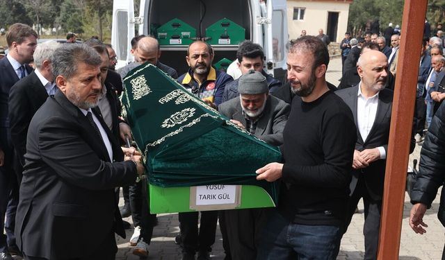 Kahramanmaraş'taki okul saldırısında hayatını kaybedenler son yolculuğuna uğurlanıyor