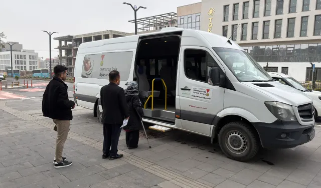 Büyükşehir, Sınav Günü de Özel Gereksinimli Vatandaşları Yalnız Bırakmadı