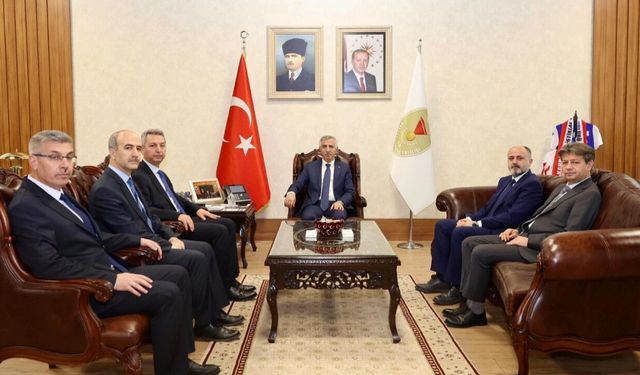 Rektör Okumuş’tan Vali Ünlüer’e Ziyaret