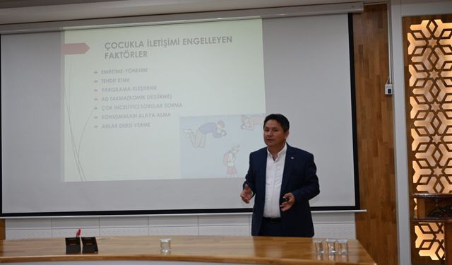 Türkoğlu Belediyesinden dev etkinlik; Ailede çocuklar nasıl yetiştirilmeli?