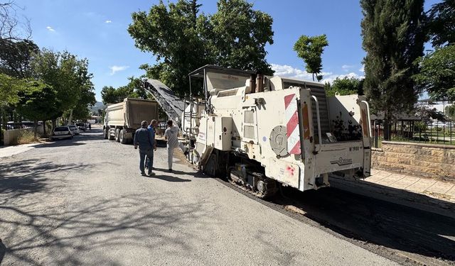 Büyükşehir, Pazarcık’ta Asfalt Seferberliğine Start Verdi