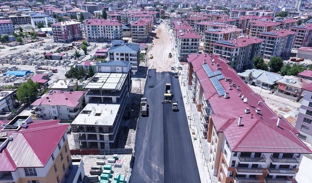 Büyükşehir, Elbistan Hacı Esat Efendi Caddesi’nde Kapsamlı Dönüşümü Başlattı