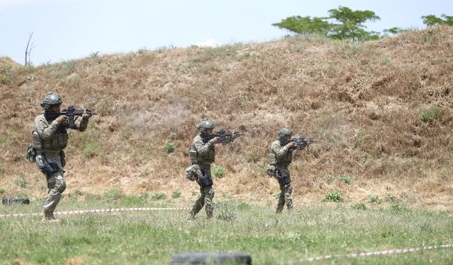 Komandolar, meskun mahal operasyonları için zorlu eğitimden geçiyor