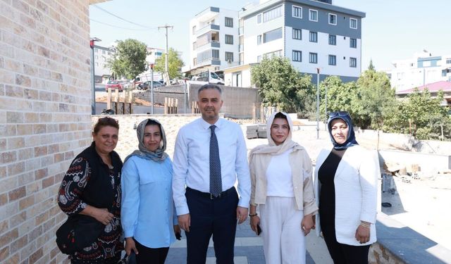 Başkan Toptaş, mahallelerin yaşam kalitesini artıran parkları ziyaret etti