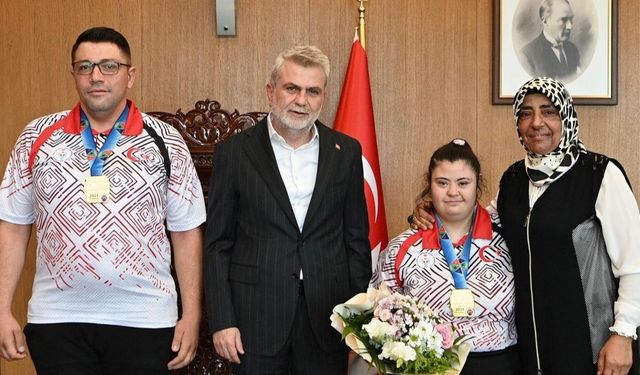 Başkan Görgel, Judo Dünya Şampiyonu Zeynep Sude’yi Misafir Etti