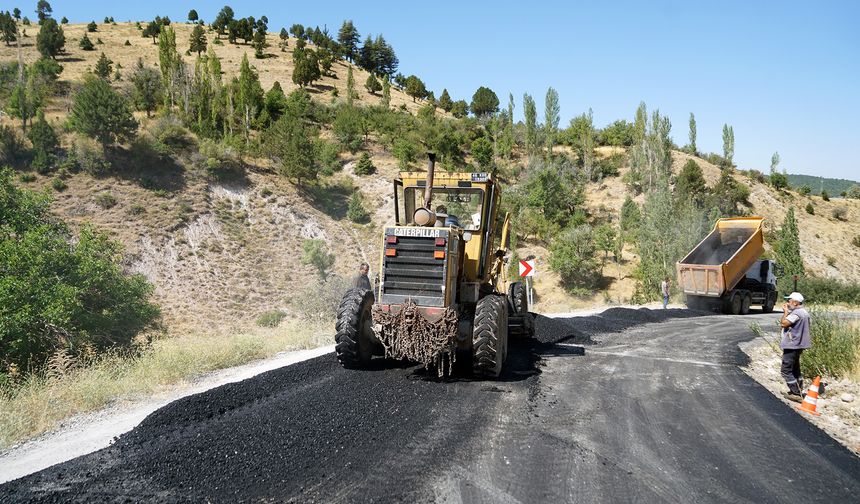 Büyükşehir’den Göksun Kırsalına 12 Milyonluk Yol Yatırımı Daha