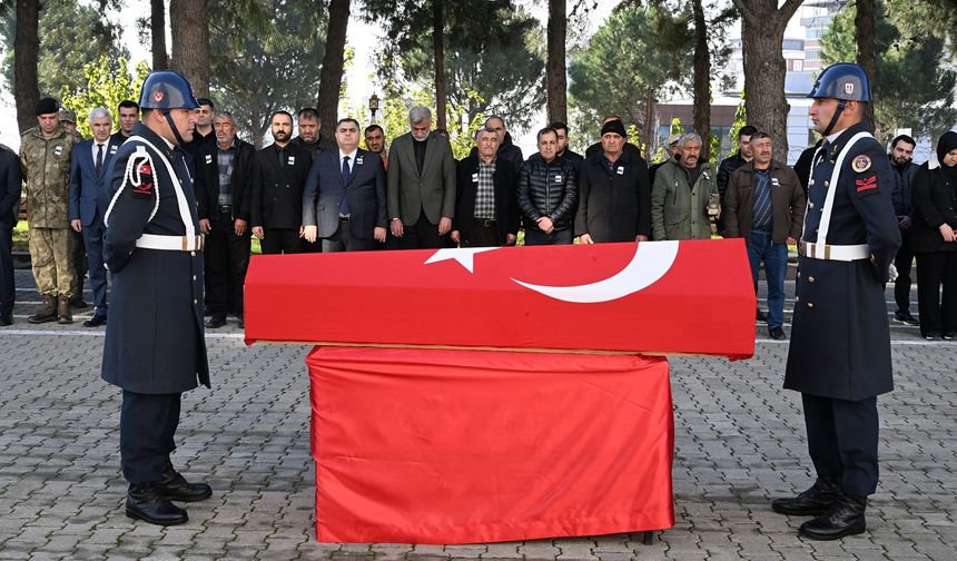 Kahramanmaraş'ta trafik kazasında vefat eden uzman çavuş ve eşinin cenazeleri Kayseri'ye uğurlandı