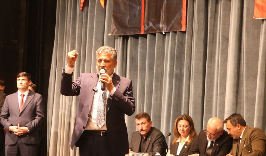 Milli Yol Partisi Genel Başkanı Çayır, Kahramanmaraş'ta partisinin il kongresine katıldı