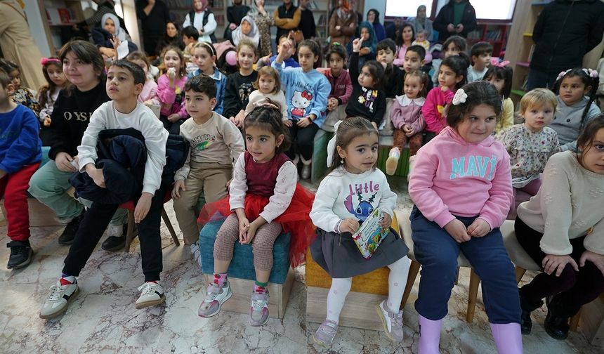 Edebiyat Şehrinde Çocuklara Masal Dinletisi