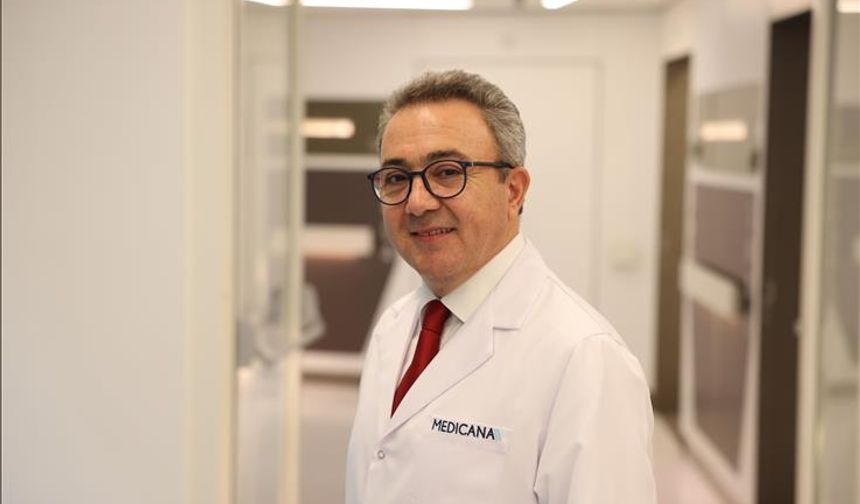 Ateşli çocuğa kalın giysiler giydirmek iyileşme sürecini olumsuz etkiliyor