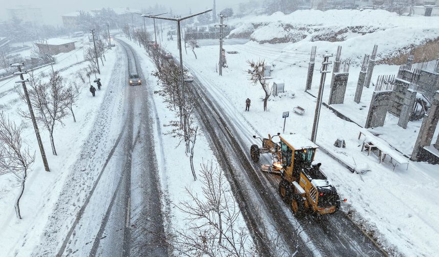 Kahramanmaraş'ın 5 ilçesinde eğitime bir gün ara verildi