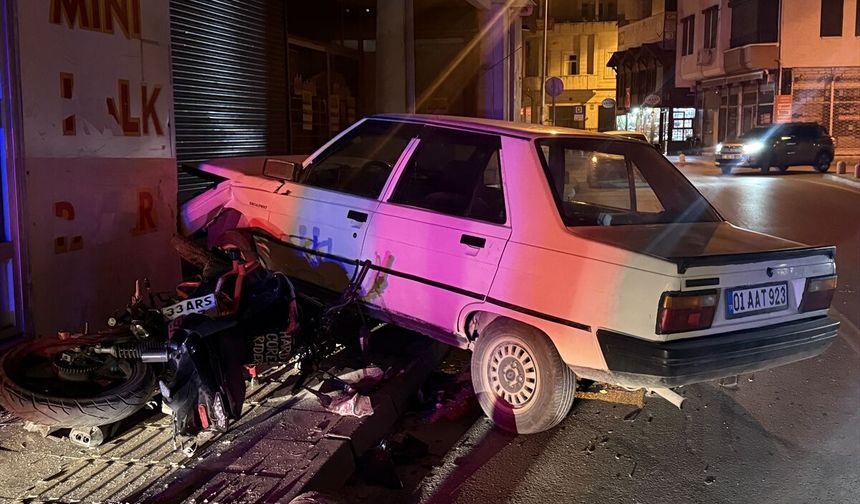 Otomobille çarpışan motosikletin sürücüsü yaralandı