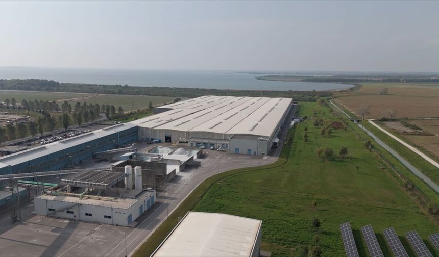 Şişecam Kuzey İtalya'daki kaplamalı cam hattı yatırımını tamamladı