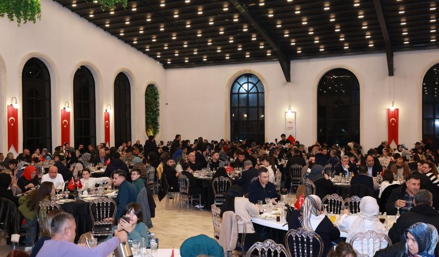 Kahramanmaraş ve Kilis'te ilk iftar şehit yakınları ve gazilerle yapıldı