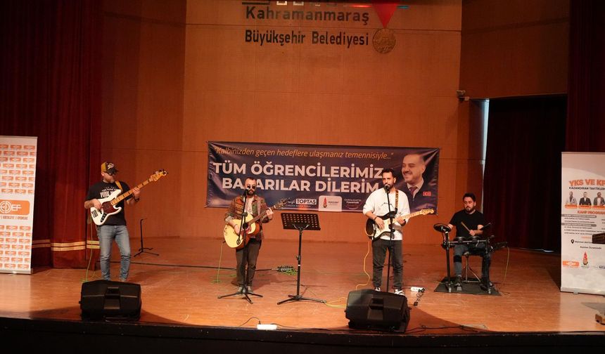 Onikişubat Belediyesi’nin YKS ve KPSS Kazandıran Taktikler Kampı yoğun ilgi gördü