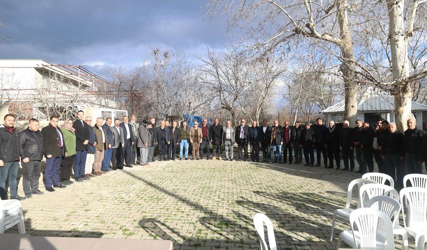 Başkan Akpınar Mahalle Toplantısında Talepleri Dinledi