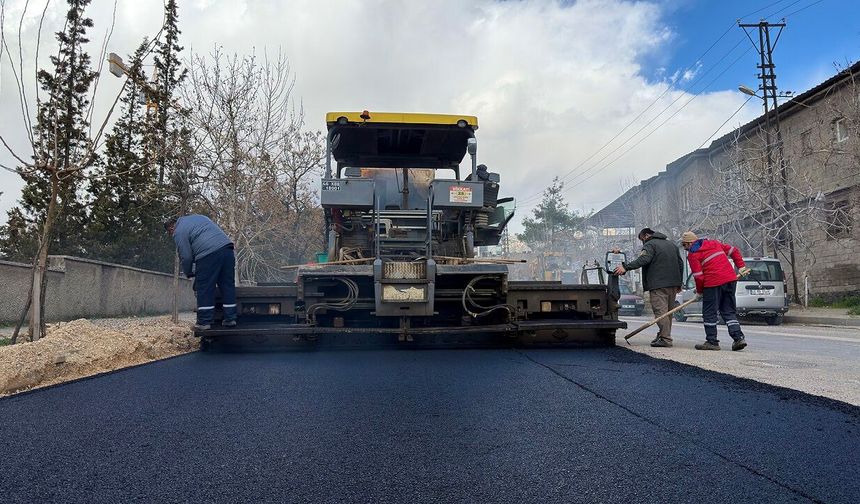 Büyükşehir Dulkadiroğlu’nda Yol Yenilemelerine Devam Ediyor
