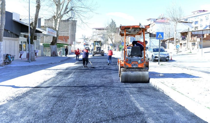 Dulkadiroğlu’nda Sürüş Konforu İçin Büyükşehir’den Durmaksızın Müdahale