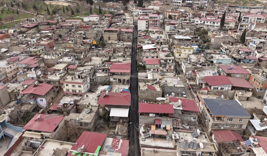 Şehir Merkezinde Yol Onarım Atağı Sürüyor