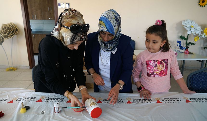 Minik Eller Ramazan Kandili Tasarladı