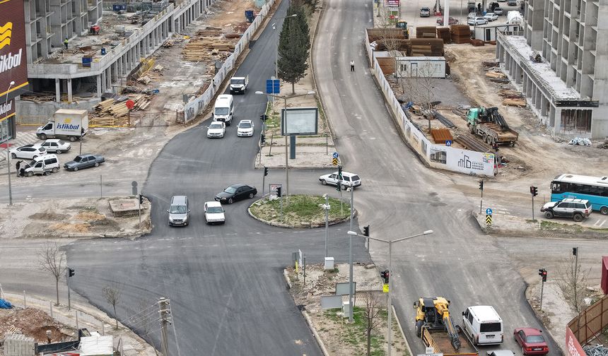 Büyükşehir, Doğukent’in Yolunu Yeniledi