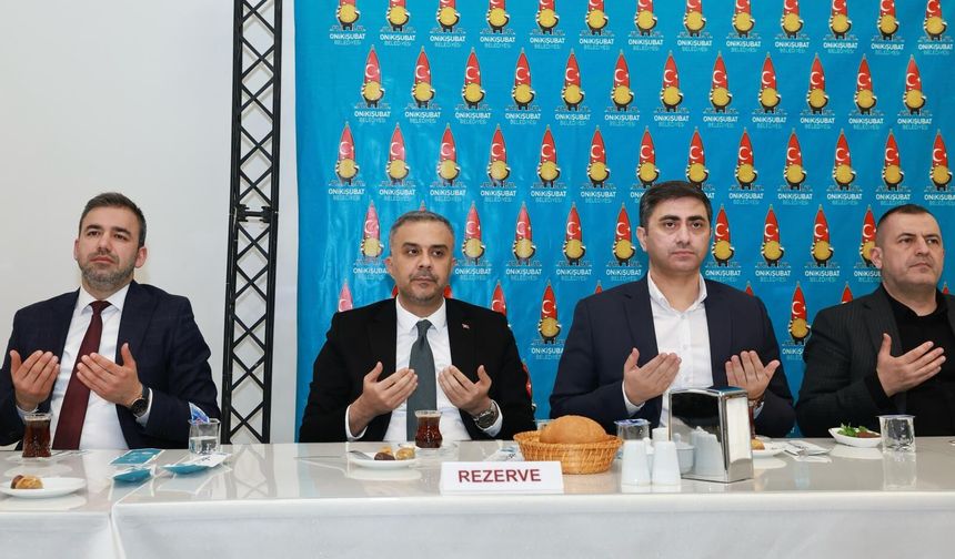 Başkan Toptaş, muhtarlarla iftar sofrasında buluştu