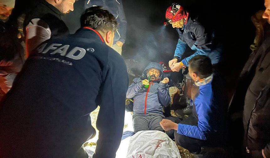 Mahsur Kalan 8 Dağcı Kurtarıldı