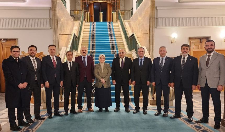 Afşinbey Eğitim Vakfı’ndan TBMM Ziyareti