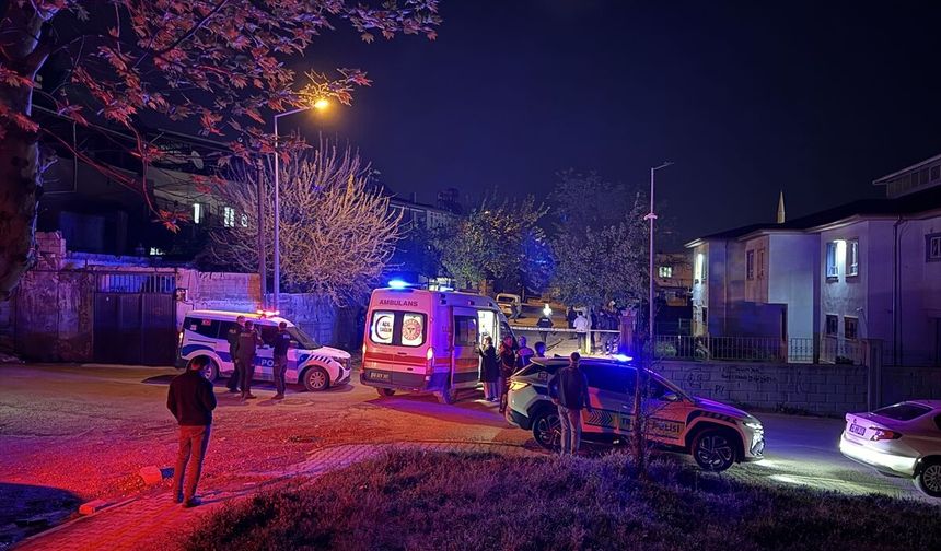 Kahramanmaraş'ta husumetli iki aile arasında çıkan silahlı kavgada 7 kişi yaralandı