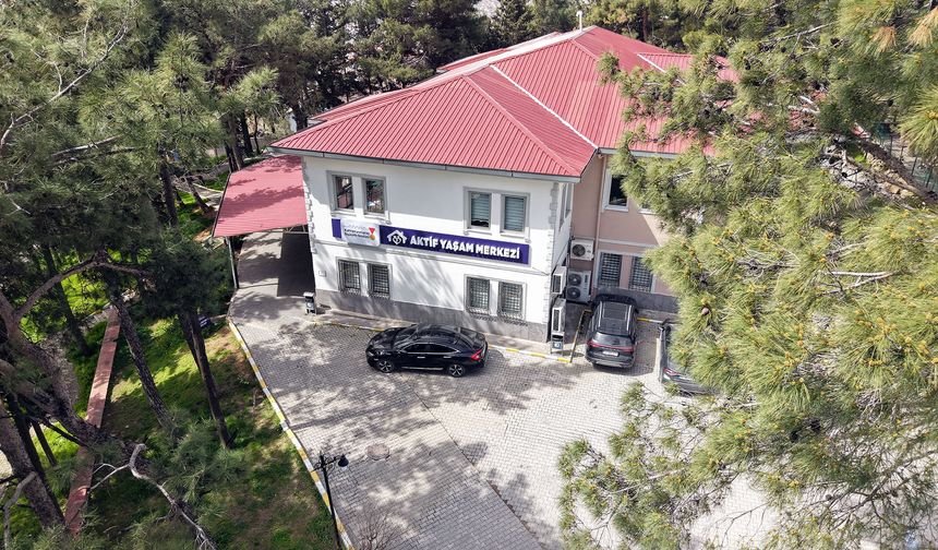 Aktif Yaşam Merkezi Yaşlıların Hayatına Değer Katmayı Sürdürüyor