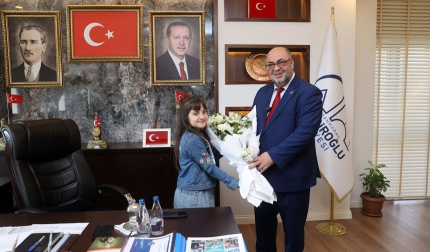 Dulkadiroğlu Belediyesi'nde Başkanlık Makamı Ecrin Nisanur Aşgan’a Emanet Edildi