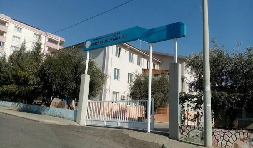 Kahramanmaraş'ta Ayser Çalık Ortaokulu öğrencileri çevre okullarda eğitimlerine devam edecek