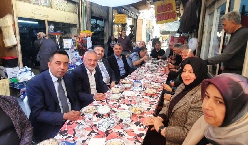 Kahramanmaraş Bakırcılar Çarşısı'nda dayanışma günü!