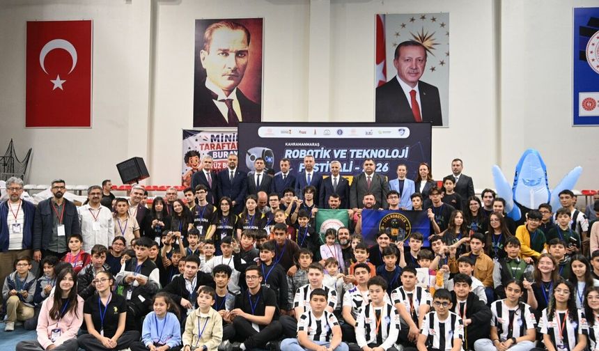 Teknoloji Tutkunu Gençler Robotik Festivalinde Buluştu