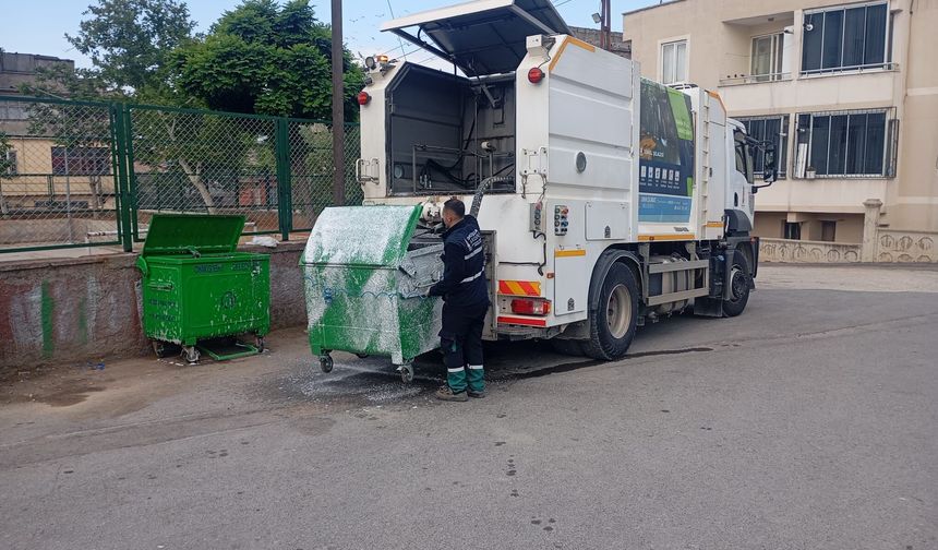 Onikişubat Belediyesi, 288 personel ve 65 araçtan oluşan güçlü ekiple sahada