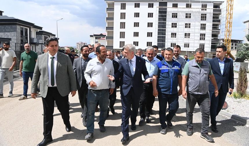 Başkan Görgel, “Elbistan’a 500 Milyon TL’lik Yol Yatırımı Kazandırıyoruz”
