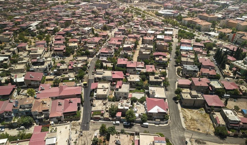 Büyükşehir, Dulkadiroğlu Yavuz Selim Mahallesi’nde Asfalt Mesaini Durmaksızın Sürdürüyor