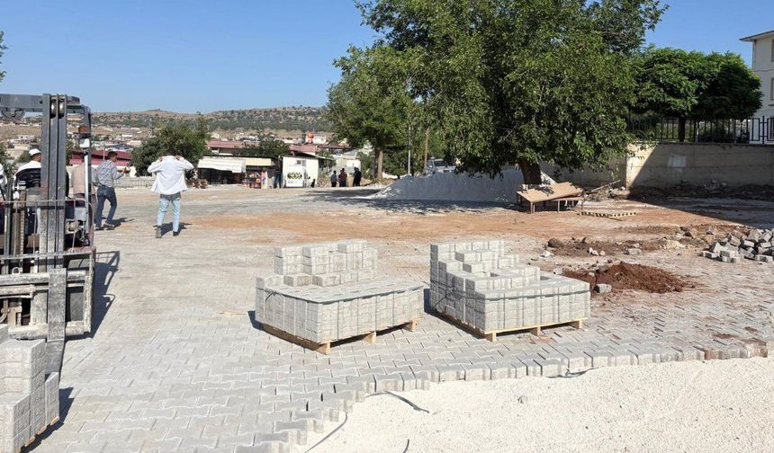 Büyükşehir’den Pazarcık Ufacıklı’ya 6 Bin Metrekarelik Kilit Parke
