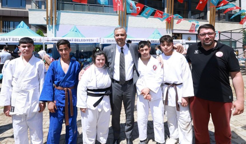 Özel çocuklar, Onikişubat Belediyesi ile baharın coşkusunu dolu dolu yaşadı