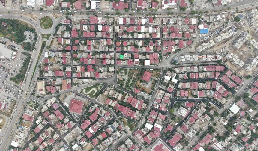 Büyükşehir, Yavuz Selim Mahallesi’nin Yollarını 60 Milyonluk Yatırımla Yeniledi