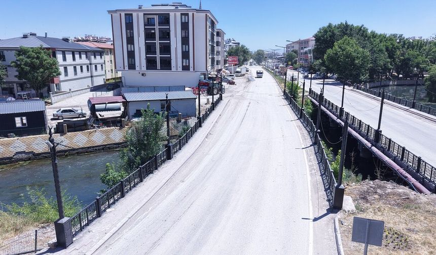 Elbistan’daki Köprüler Büyükşehir’in Dokunuşuyla Yenileniyor