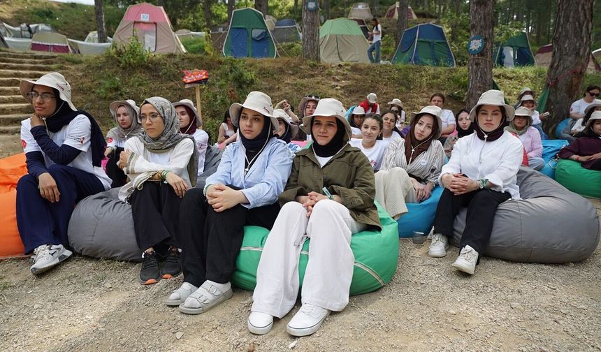 Gençler Pusula Maraş Kampında Yeni Medya ve Fotoğrafçılığı Keşfetti