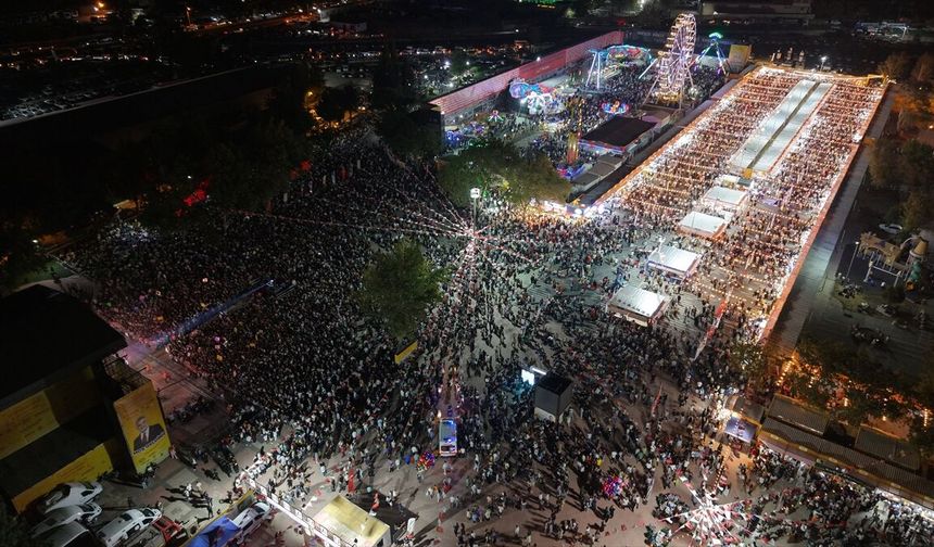 Kahramanmaraş'taki Ağustos Fuarı 1,5 milyon ziyaretçiyi ağırladı