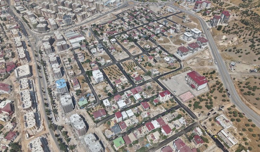 Büyükşehir’in Aslanbey Mahallesi’nde Asfalt Mesaisi Sürüyor