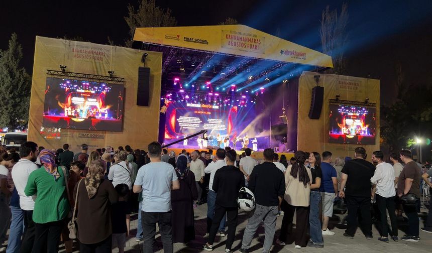Ağustos Fuarı’nda Dokuzuncu Gün de Dolu Dolu Geçti