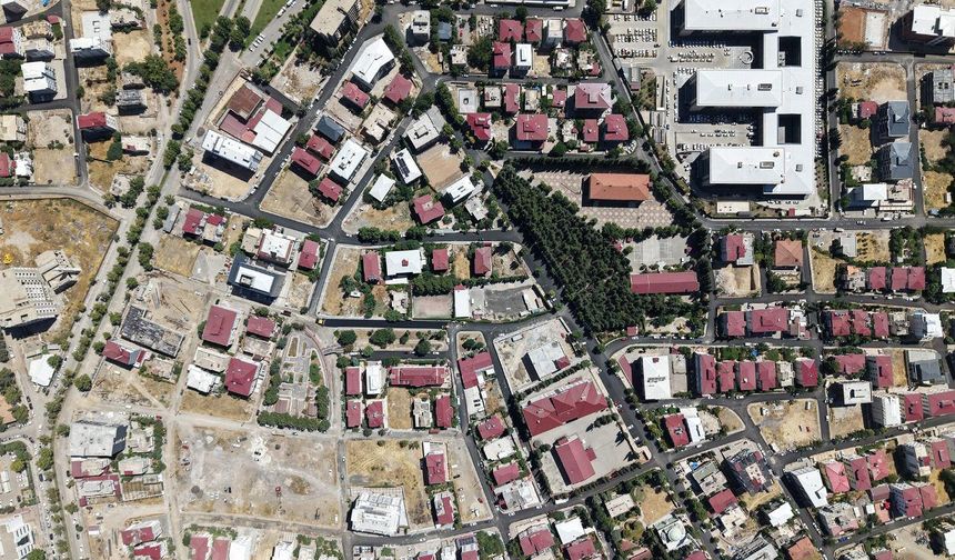 Büyükşehir’den Yeni Haftada 3 İlçe 20 Noktada Asfalt Mesaisi