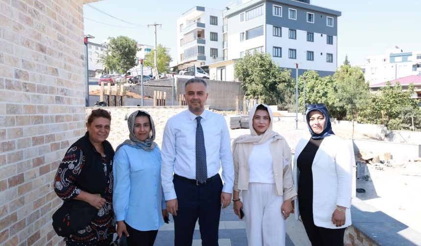 Başkan Toptaş, mahallelerin yaşam kalitesini artıran parkları ziyaret etti
